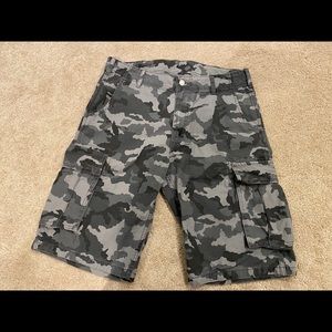 Levi’s Shadow Camo Cargo Shorts